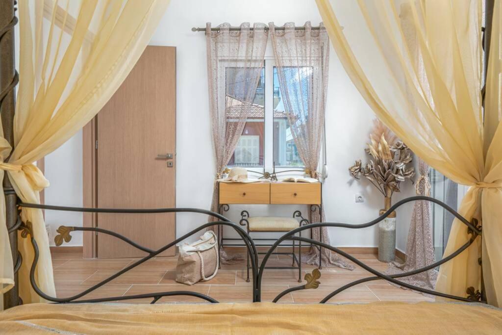 Dennis City Center Elegant Apartment Zakynthos Exterior foto